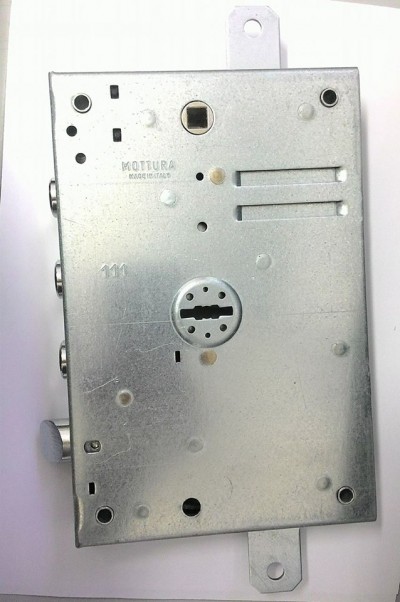 Serratura TRIPL/37 C/NUCLEO COMPACT 3CH.50 - MOTTURA 